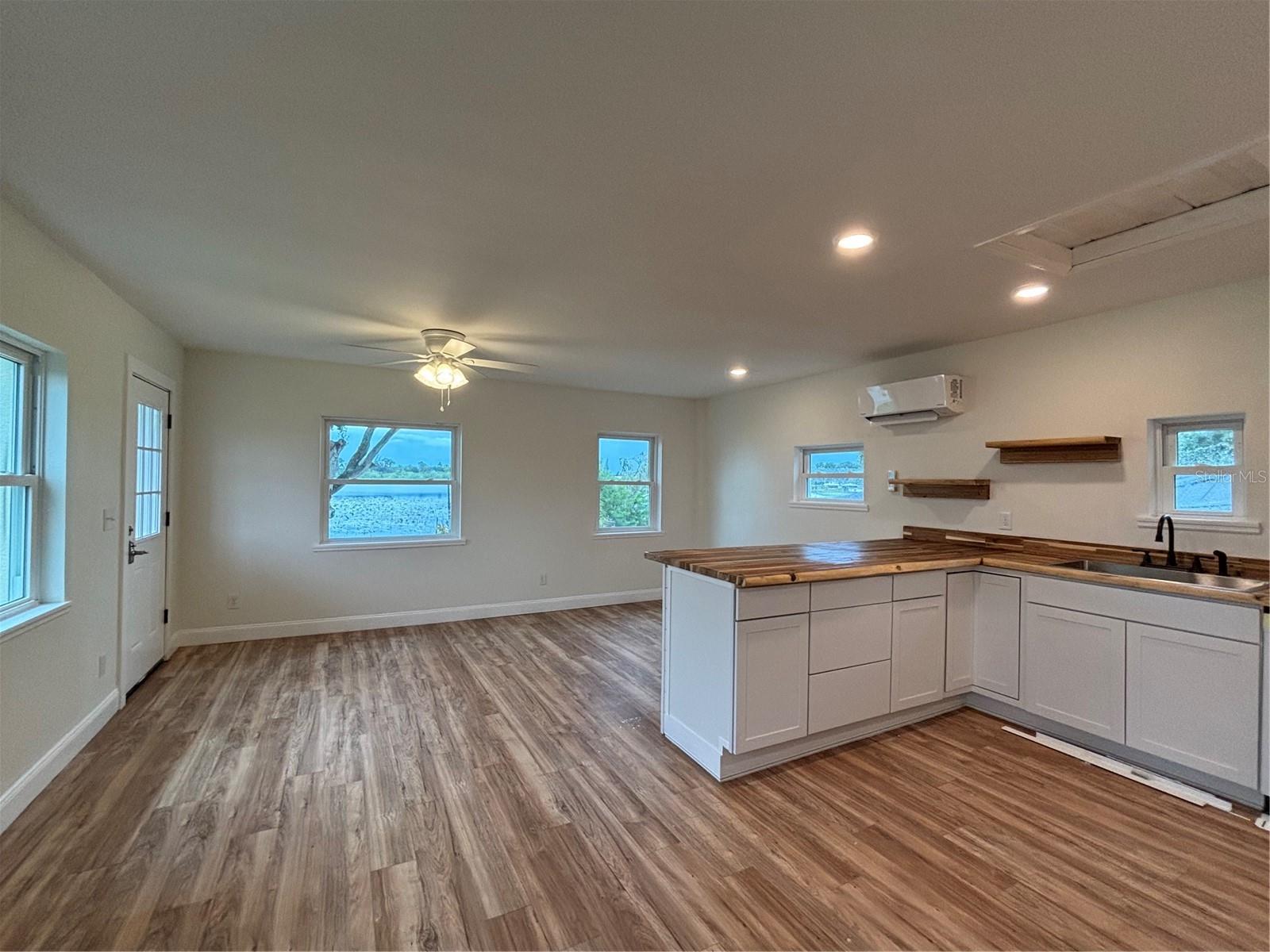 912 LAKE JESSIE DR, WINTER HAVEN, FL, 33881