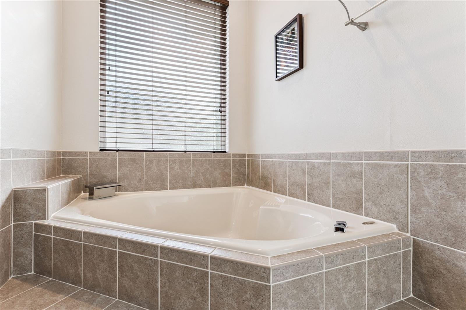 1904 APPLEGATE CV, CASSELBERRY, FL, 32707