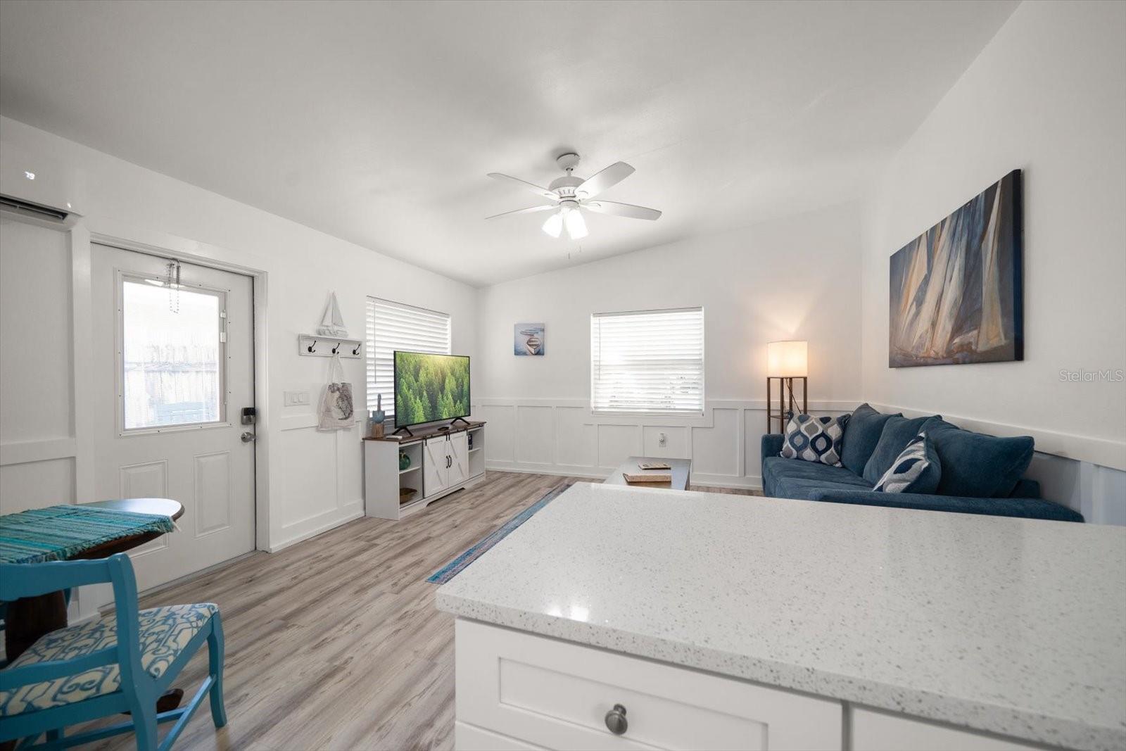 711 E GULF BLVD, INDIAN ROCKS BEACH, FL, 33785