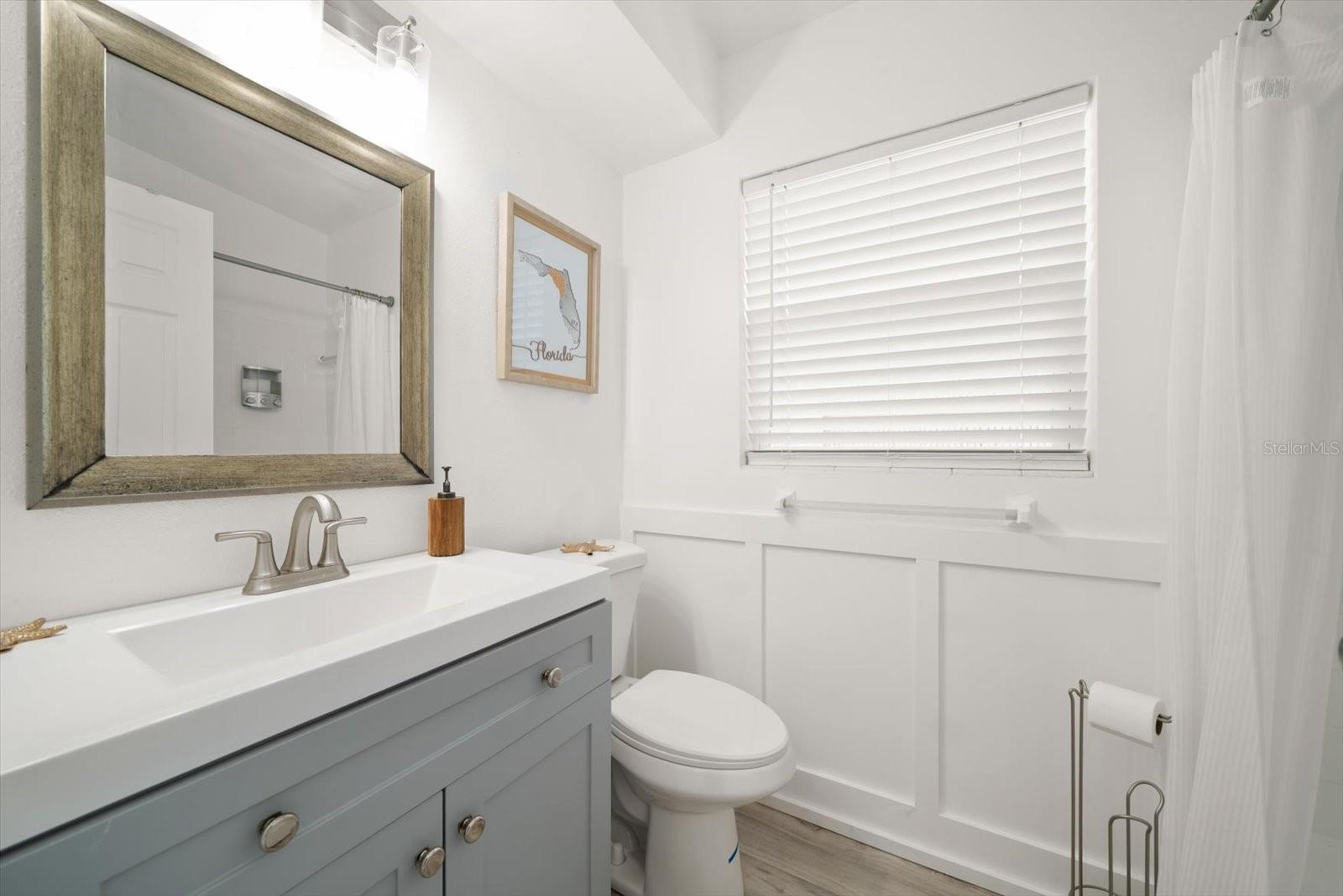 711 E GULF BLVD, INDIAN ROCKS BEACH, FL, 33785