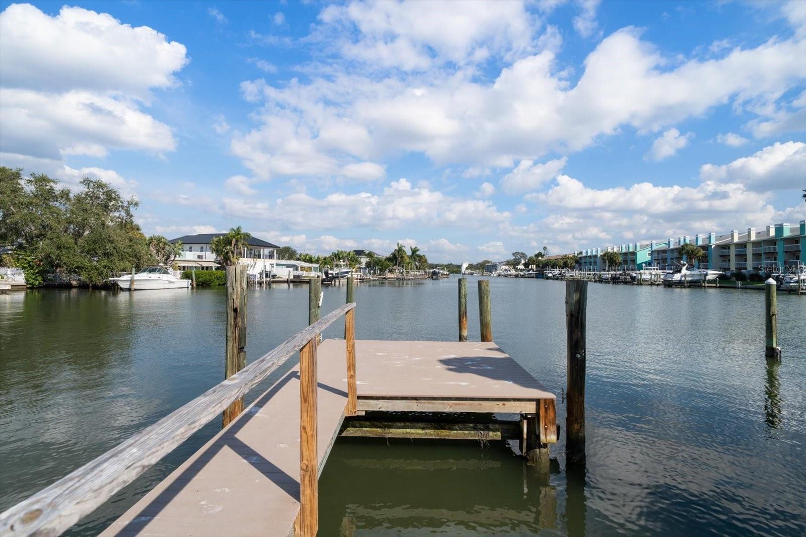 711 E GULF BLVD, INDIAN ROCKS BEACH, FL, 33785