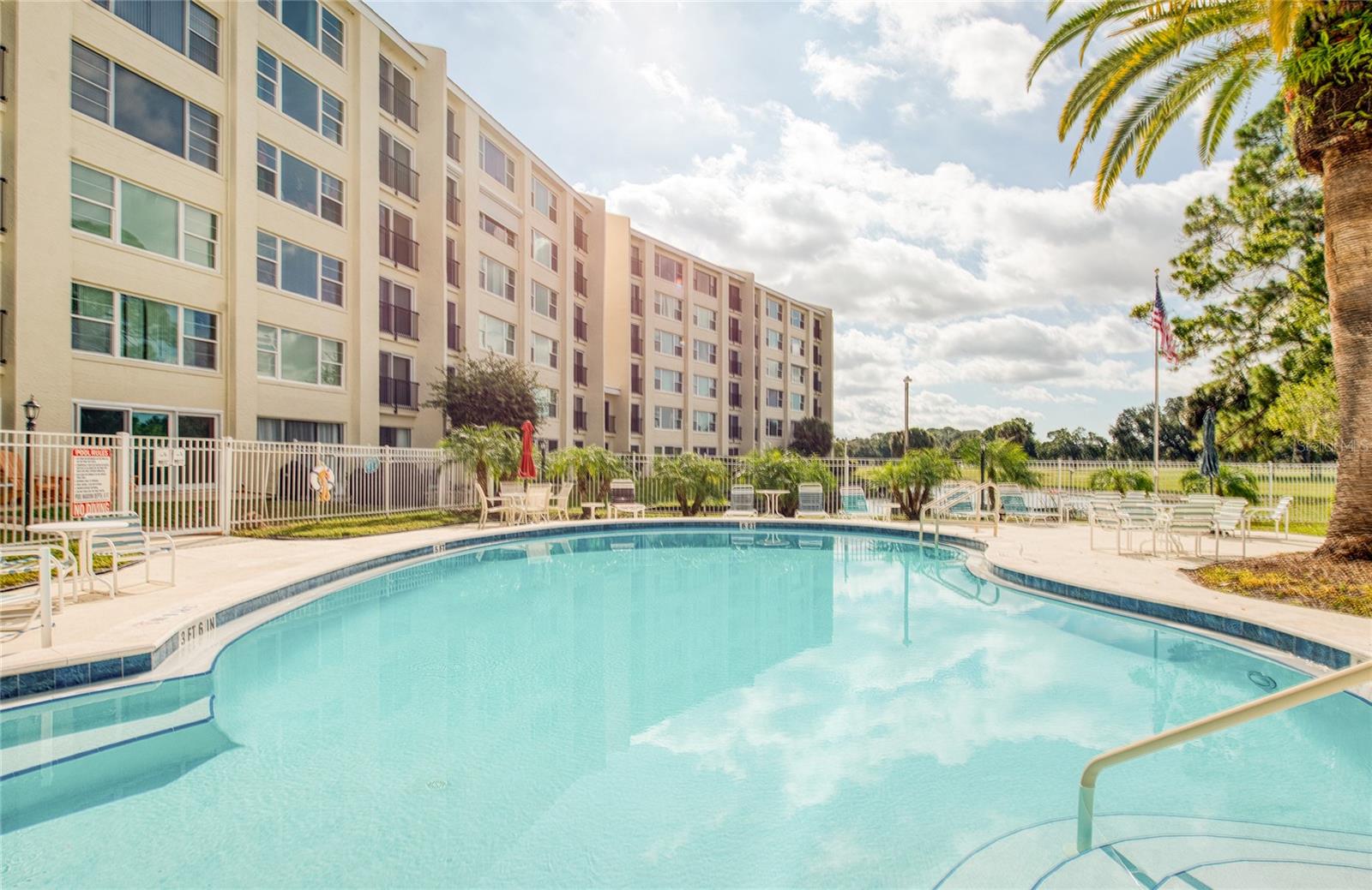 225 COUNTRY CLUB DR #1209, LARGO, FL, 33771