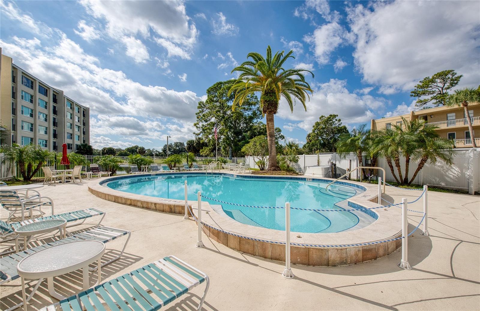 225 COUNTRY CLUB DR #1209, LARGO, FL, 33771