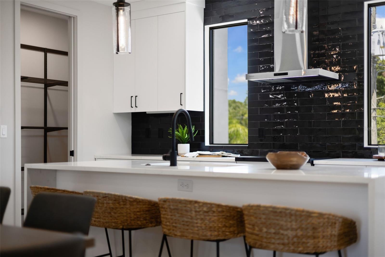 2205 16TH ST N, ST PETERSBURG, FL, 33704