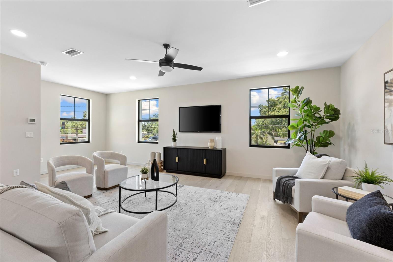 2205 16TH ST N, ST PETERSBURG, FL, 33704