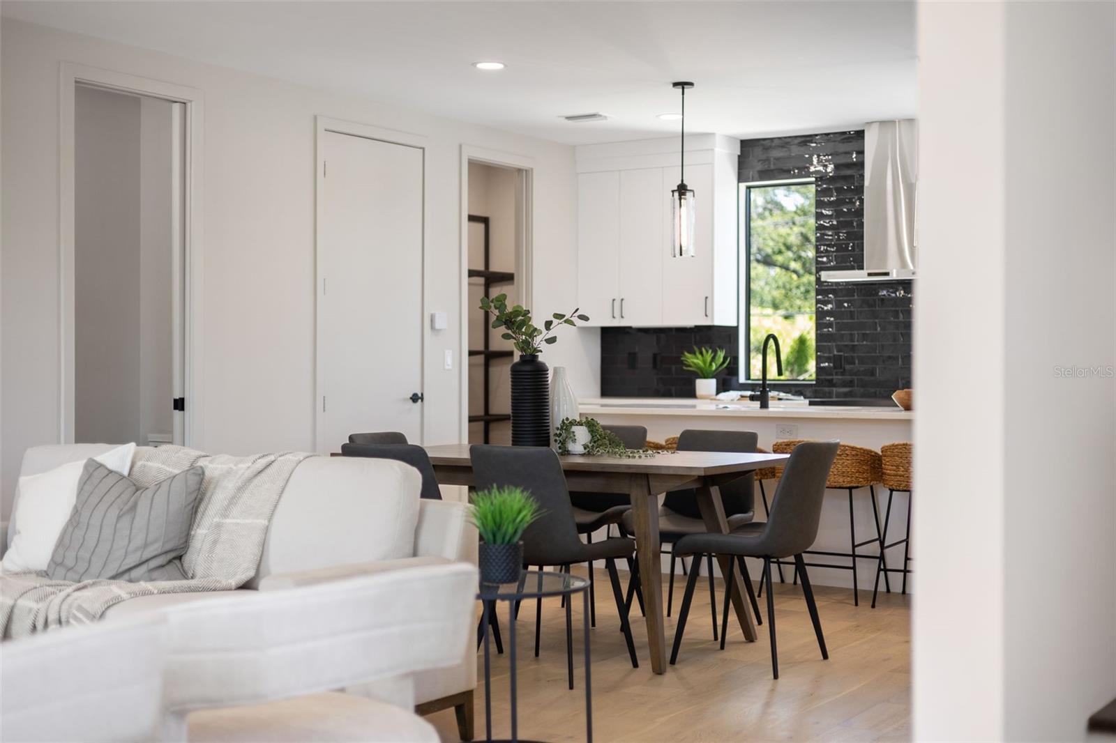 2205 16TH ST N, ST PETERSBURG, FL, 33704