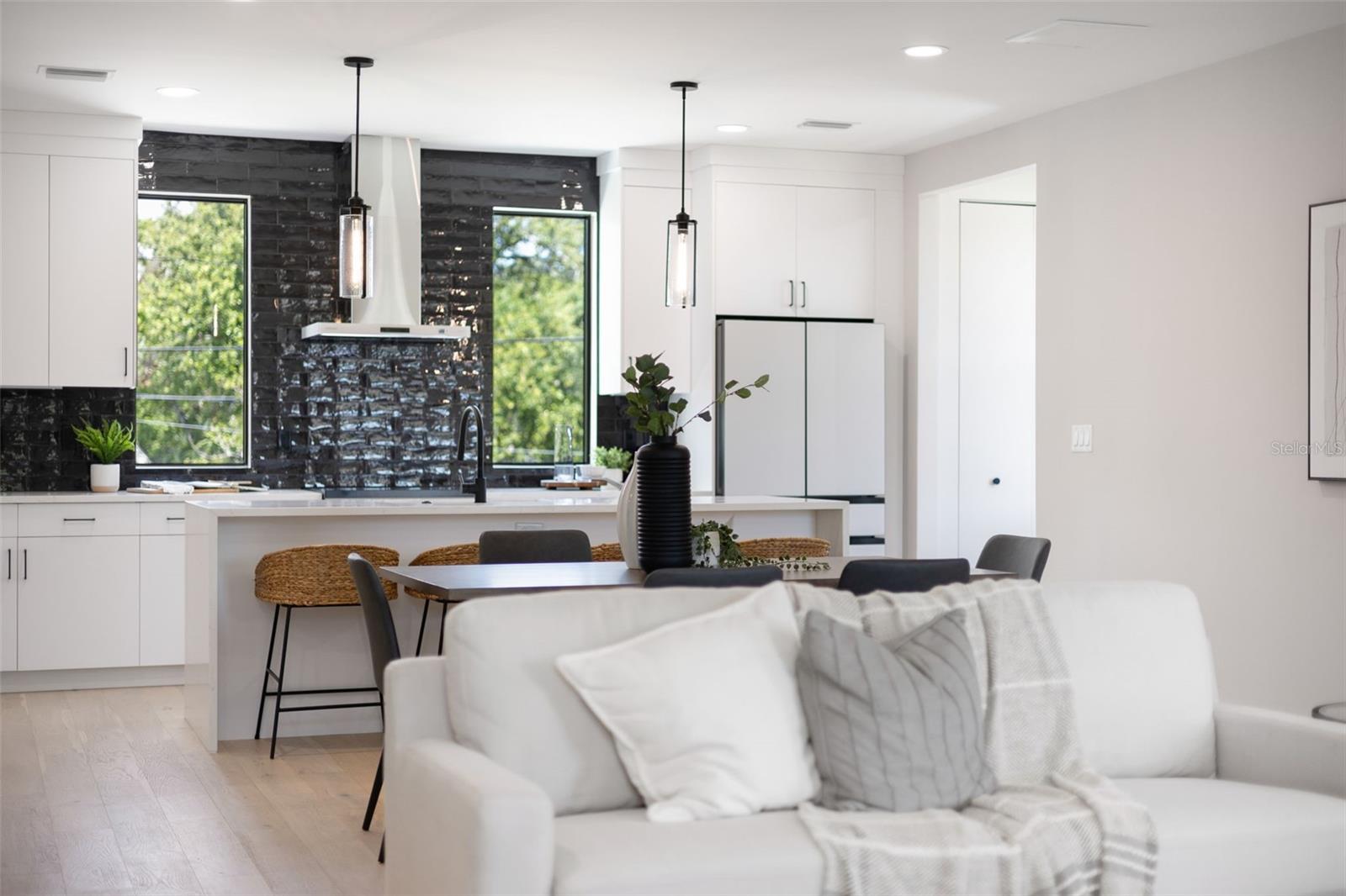 2205 16TH ST N, ST PETERSBURG, FL, 33704