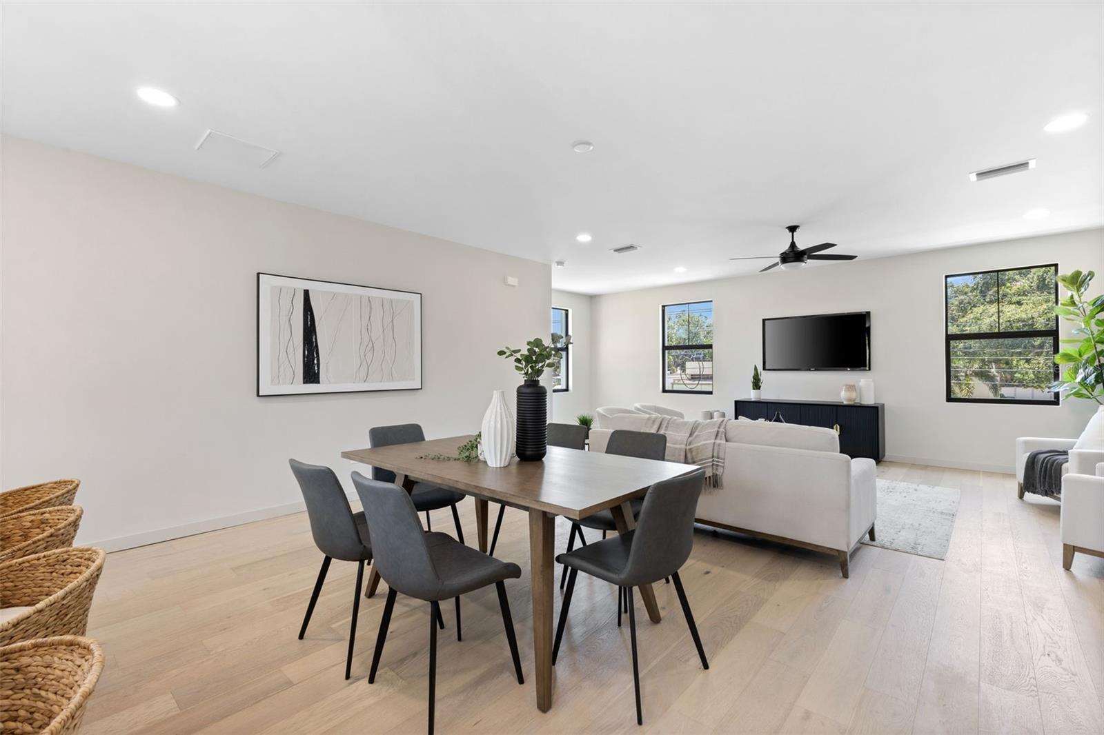 2205 16TH ST N, ST PETERSBURG, FL, 33704