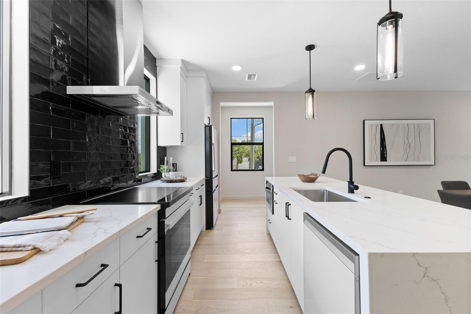 2205 16TH ST N, ST PETERSBURG, FL, 33704