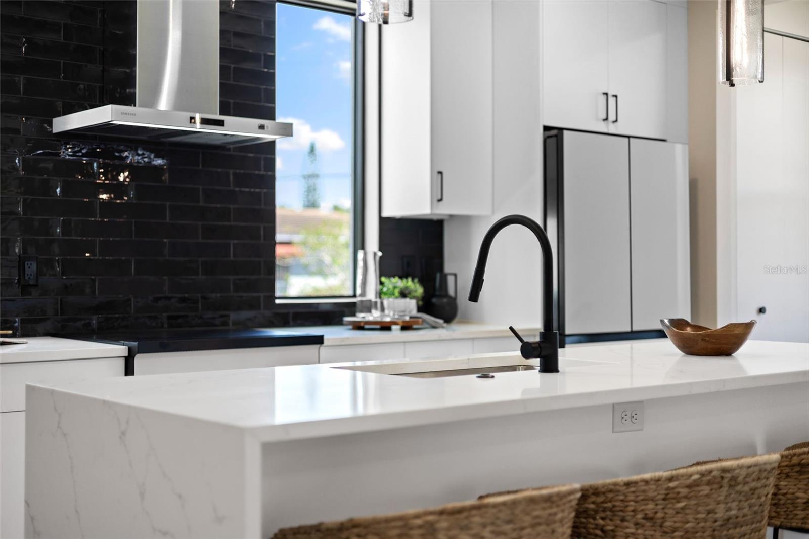 2205 16TH ST N, ST PETERSBURG, FL, 33704