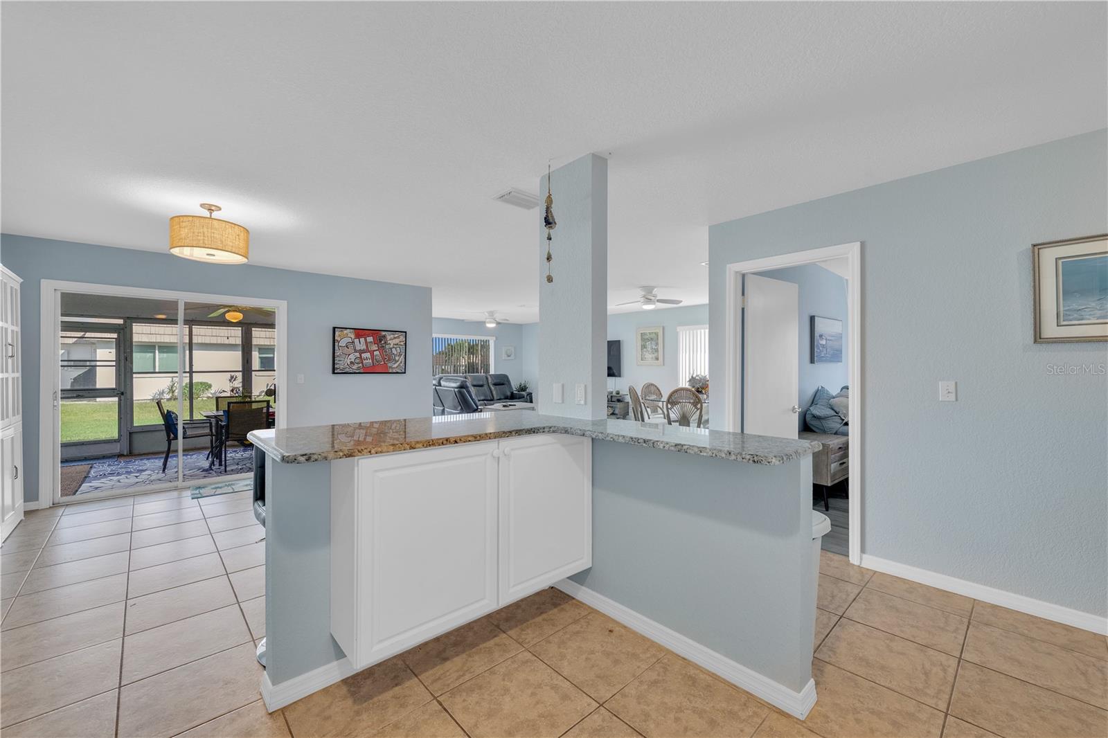 2401 RIVERBLUFF PKWY #V240, SARASOTA, FL, 34231