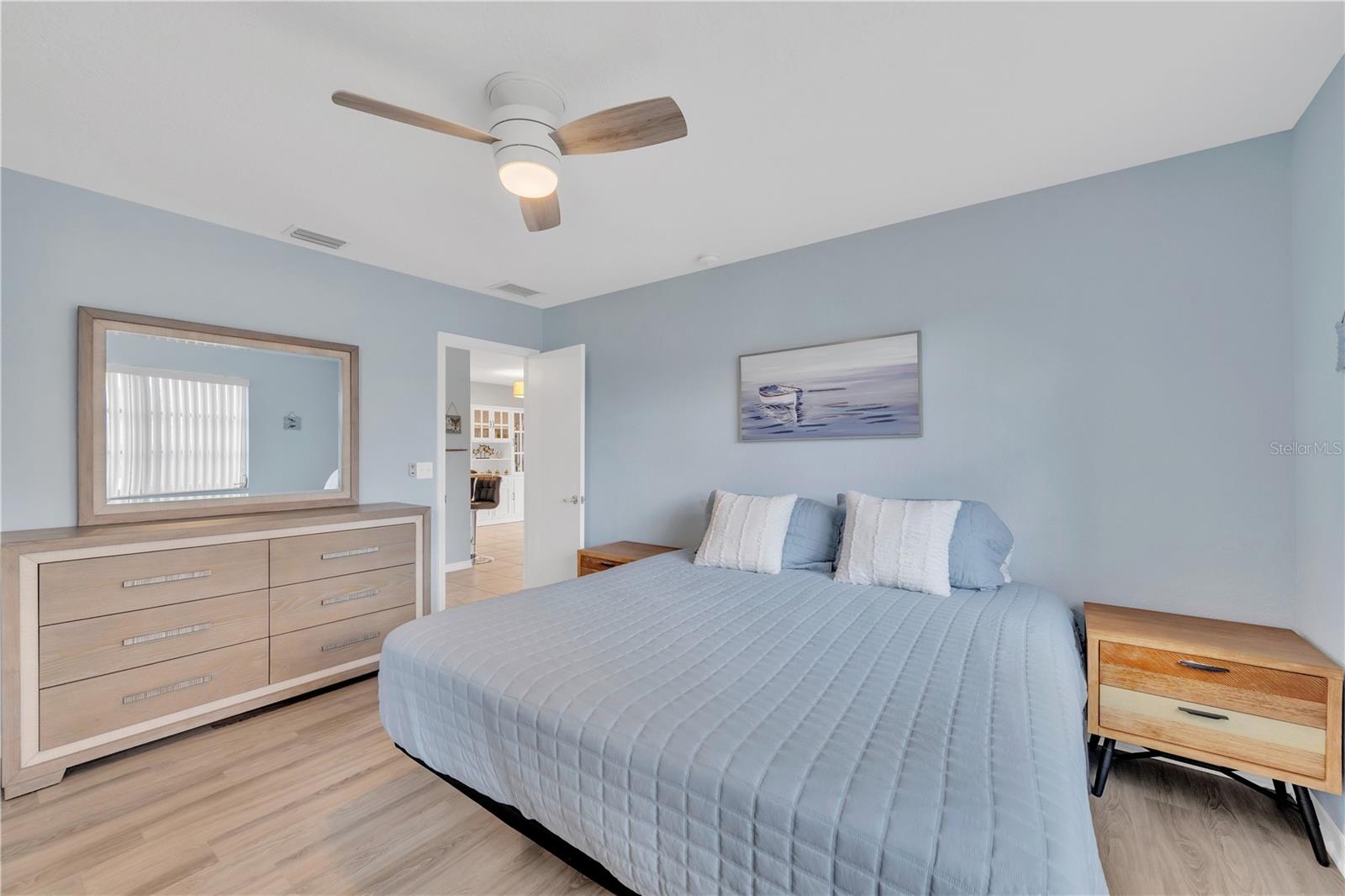 2401 RIVERBLUFF PKWY #V240, SARASOTA, FL, 34231