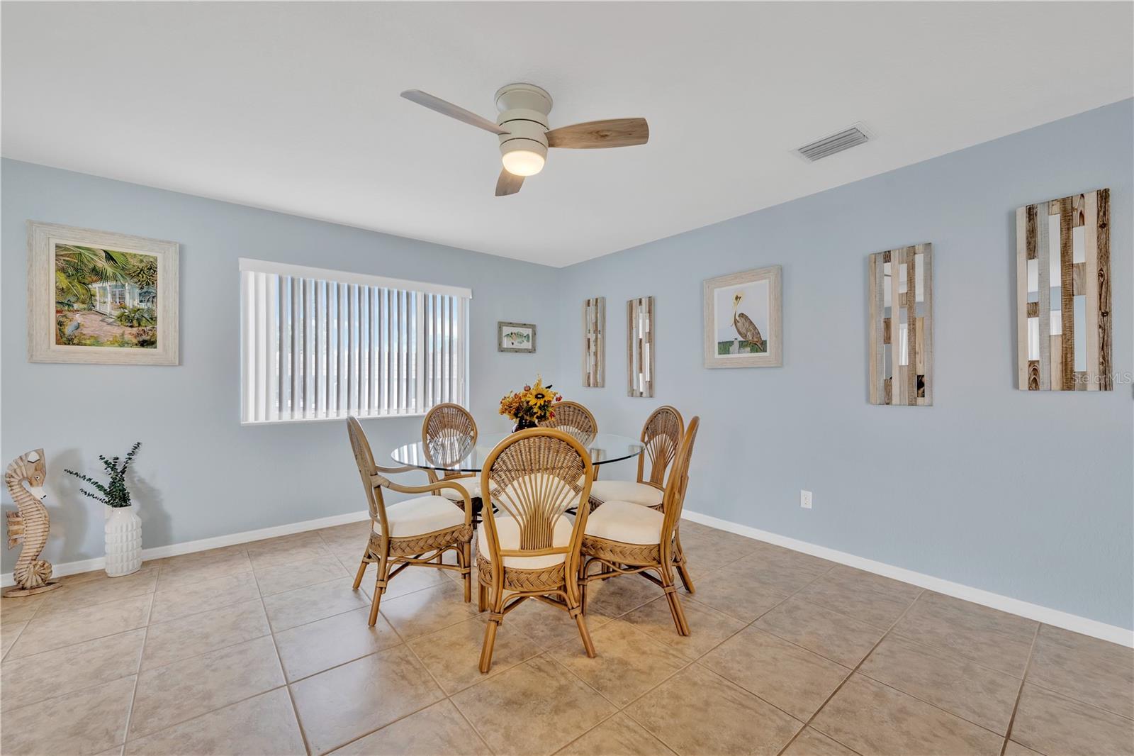 2401 RIVERBLUFF PKWY #V240, SARASOTA, FL, 34231