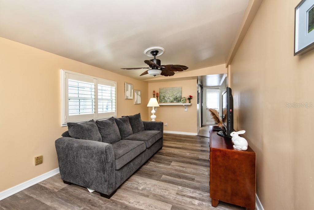 4851 W GANDY BLVD #B2L38, TAMPA, FL, 33611