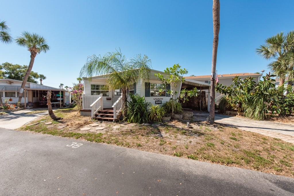 4851 W GANDY BLVD #B2L38, TAMPA, FL, 33611