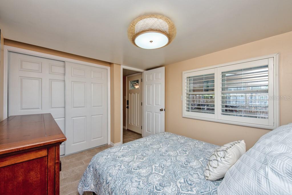 4851 W GANDY BLVD #B2L38, TAMPA, FL, 33611