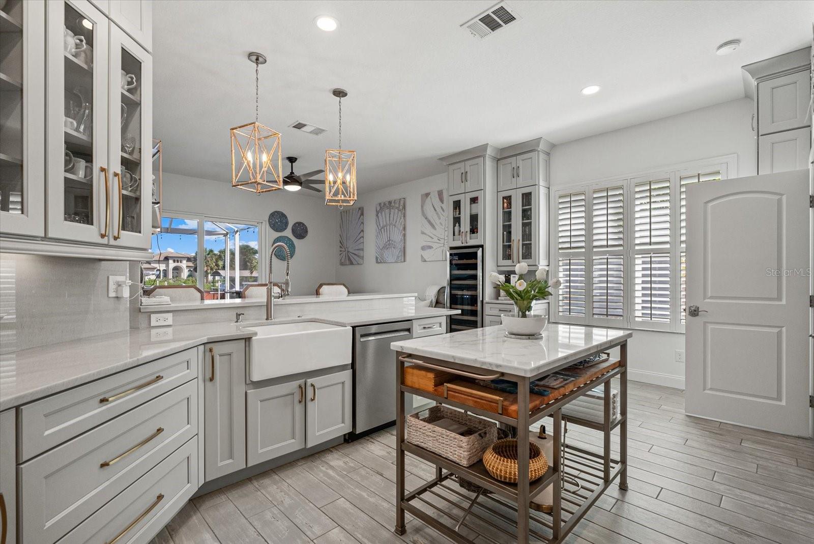 3707 5TH AVE NE, BRADENTON, FL, 34208