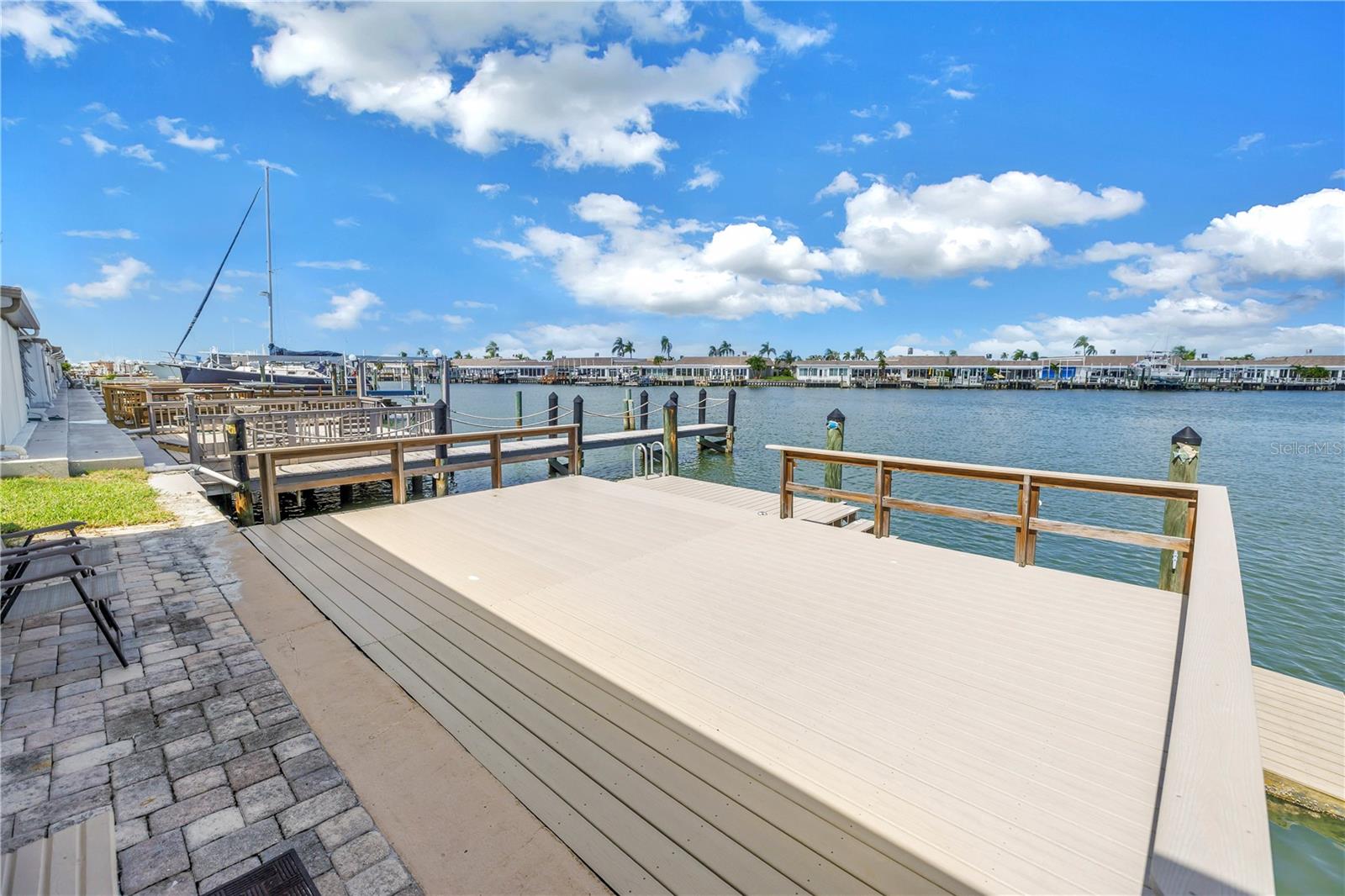 433 BOCA CIEGA POINT BLVD S, ST PETERSBURG, FL, 33708