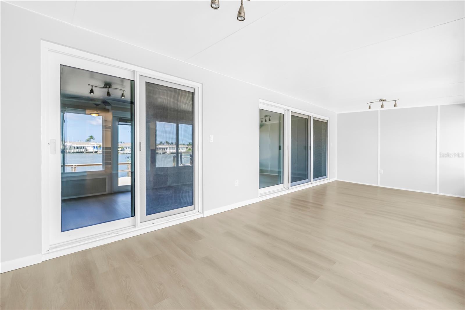 433 BOCA CIEGA POINT BLVD S, ST PETERSBURG, FL, 33708