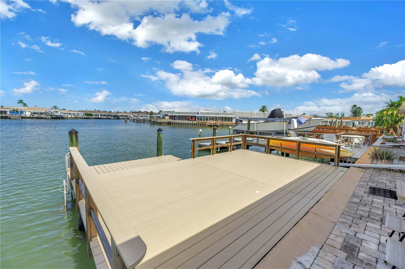 433 BOCA CIEGA POINT BLVD S, ST PETERSBURG, FL, 33708