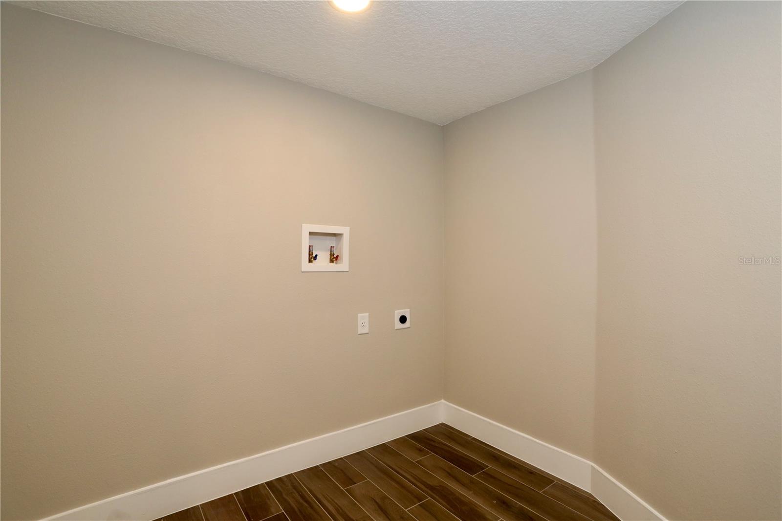 3040 KNOWLES BLVD, KISSIMMEE, FL, 34741