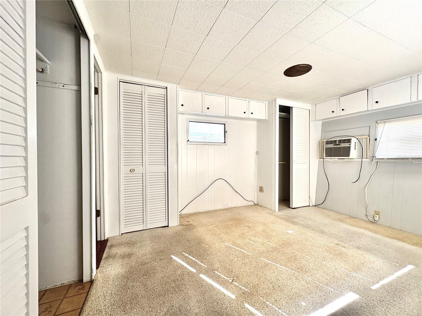 TB8442268 Property Photo