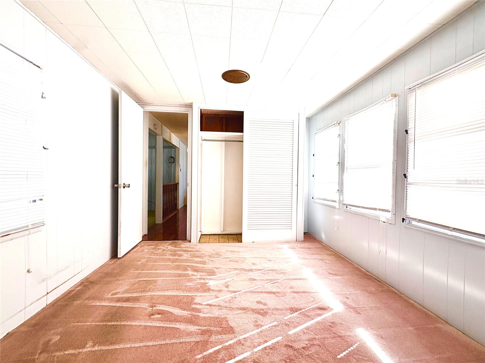 TB8442268 Property Photo