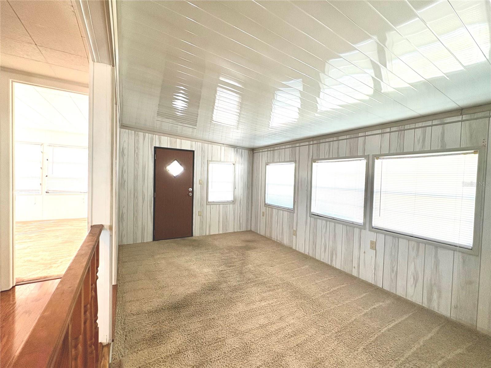 TB8442268 Property Photo