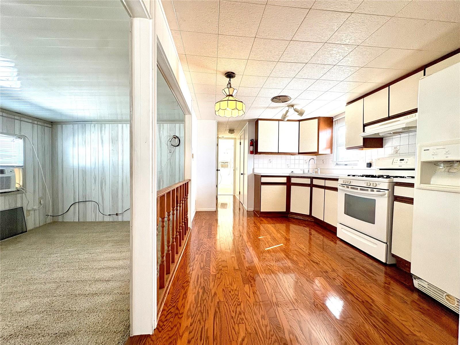 TB8442268 Property Photo