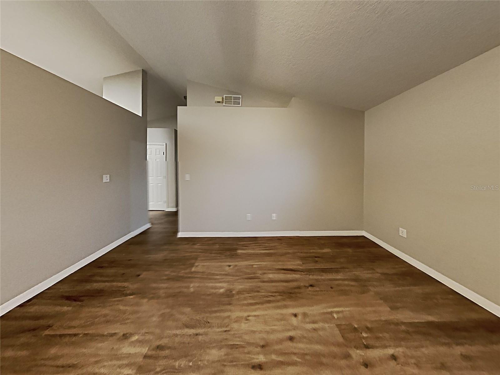 1064 SCENIC VIEW CIR, MINNEOLA, FL, 34715