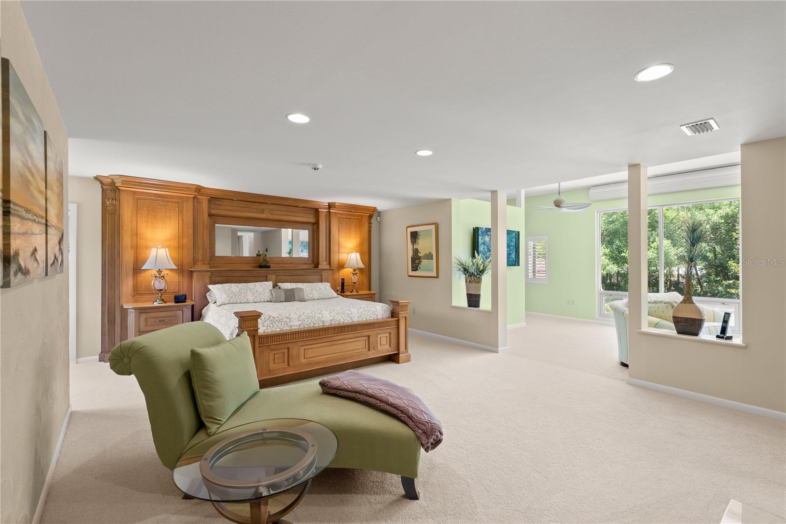 1010/1020 BIG TREE RD, DAYTONA BEACH, FL, 32119