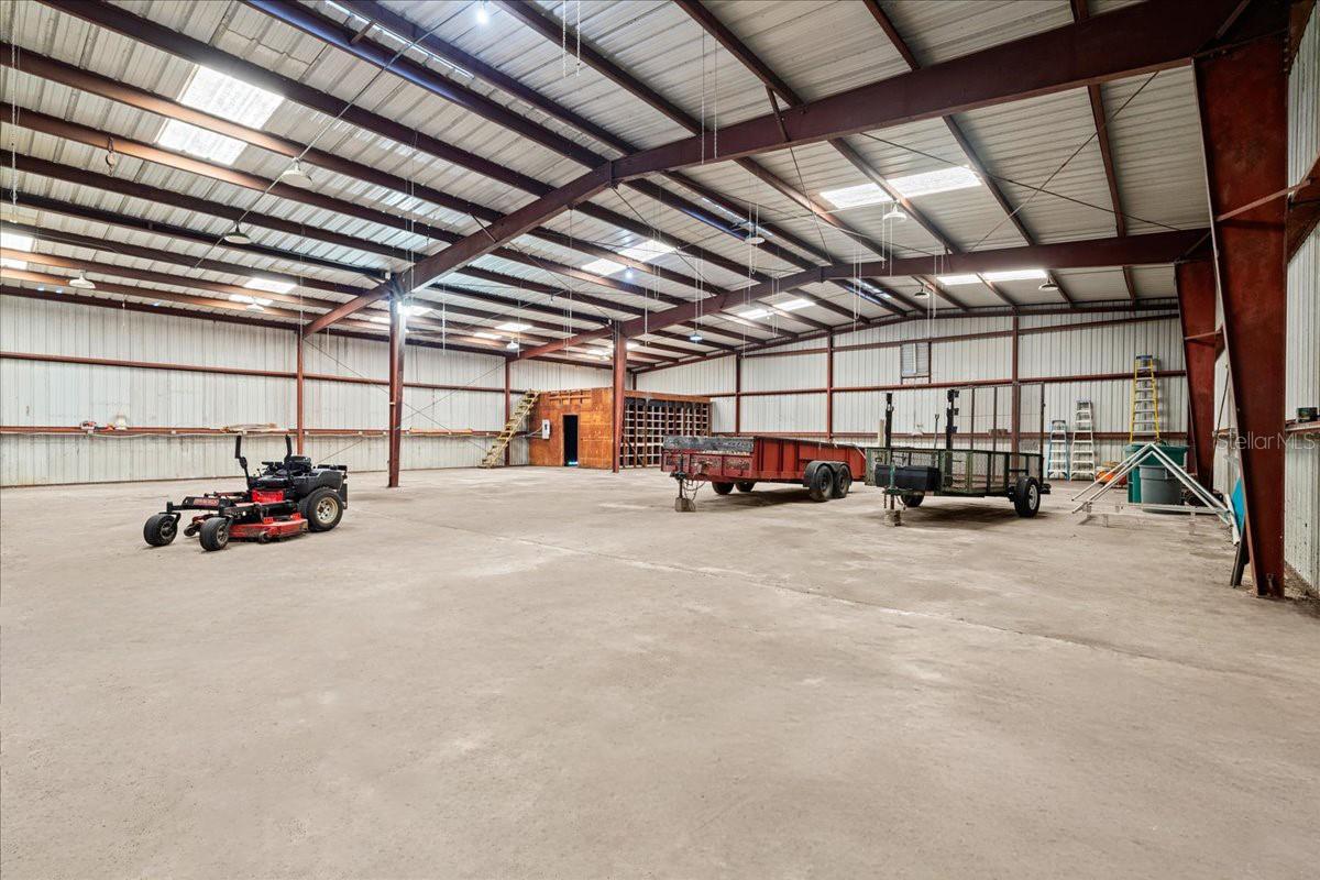 1010/1020 BIG TREE RD, DAYTONA BEACH, FL, 32119