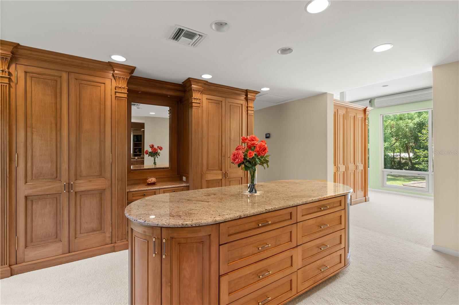 1010/1020 BIG TREE RD, DAYTONA BEACH, FL, 32119