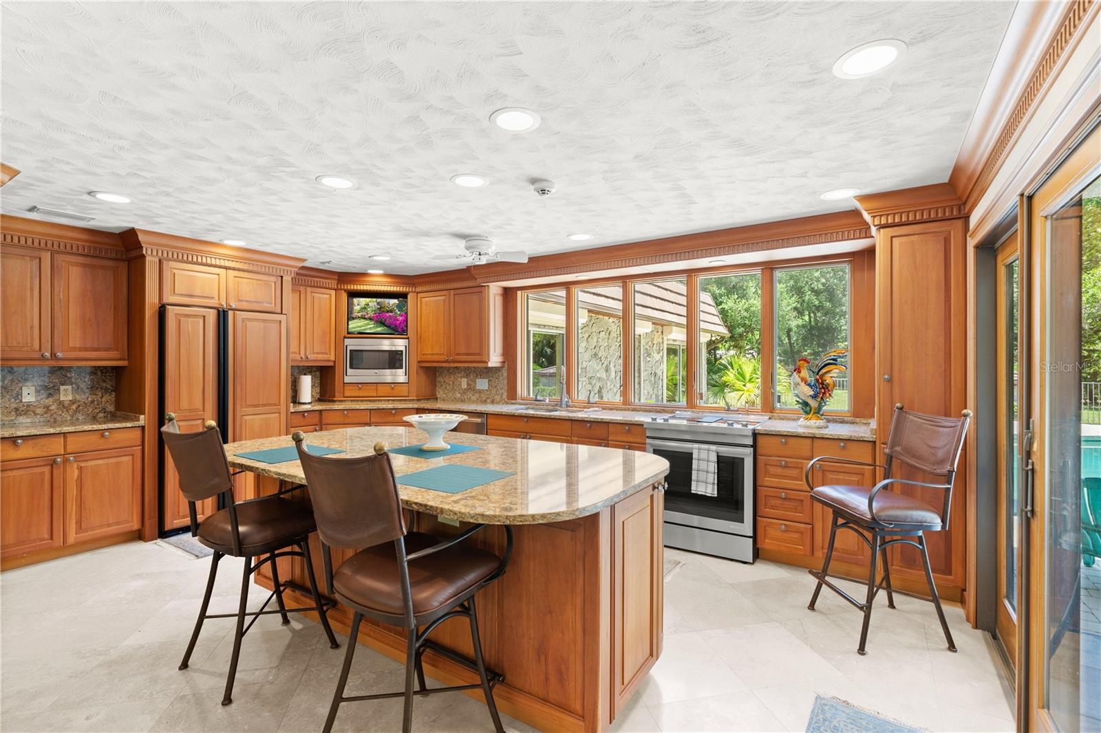 1010/1020 BIG TREE RD, DAYTONA BEACH, FL, 32119