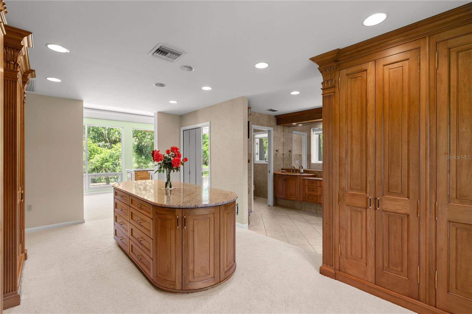 1010/1020 BIG TREE RD, DAYTONA BEACH, FL, 32119