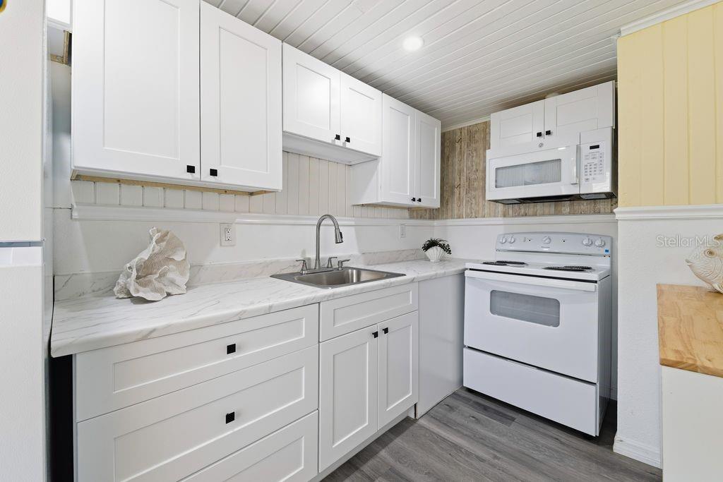 13320 2ND ST E, MADEIRA BEACH, FL, 33708