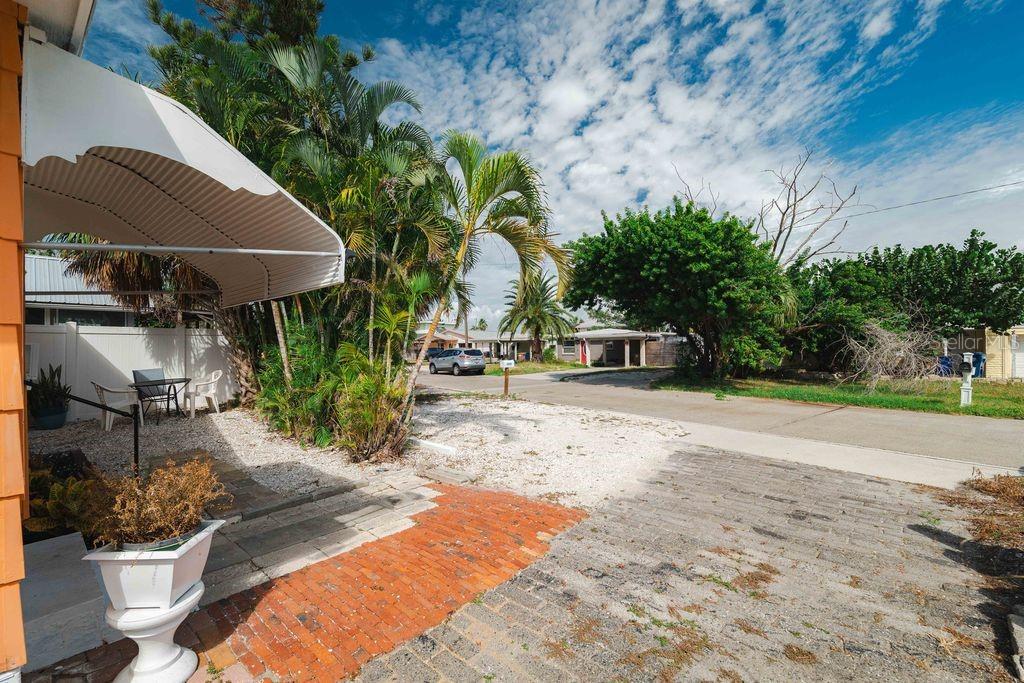 13320 2ND ST E, MADEIRA BEACH, FL, 33708