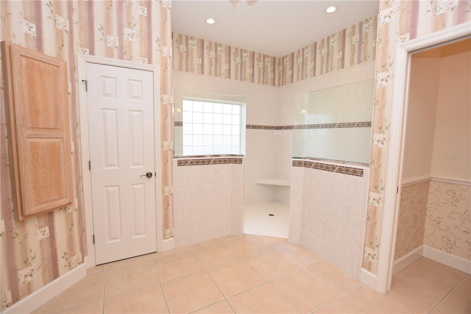 4435 WINDING OAKS CIR, MULBERRY, FL, 33860