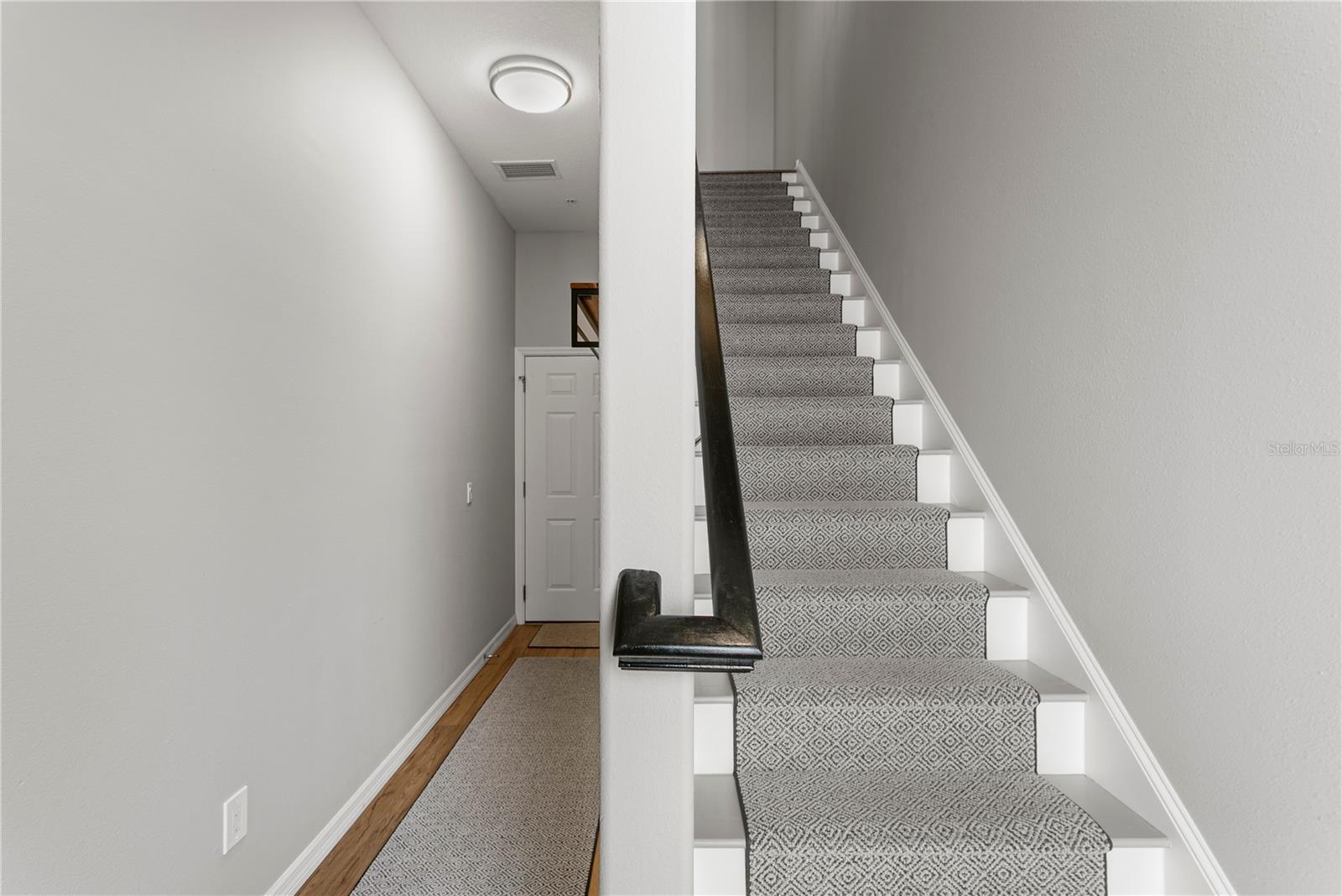 220 7TH AVE N #220, ST PETERSBURG, FL, 33701