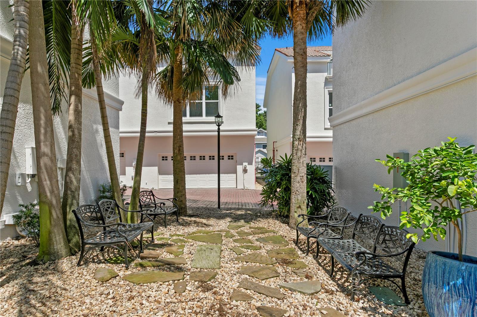 220 7TH AVE N #220, ST PETERSBURG, FL, 33701