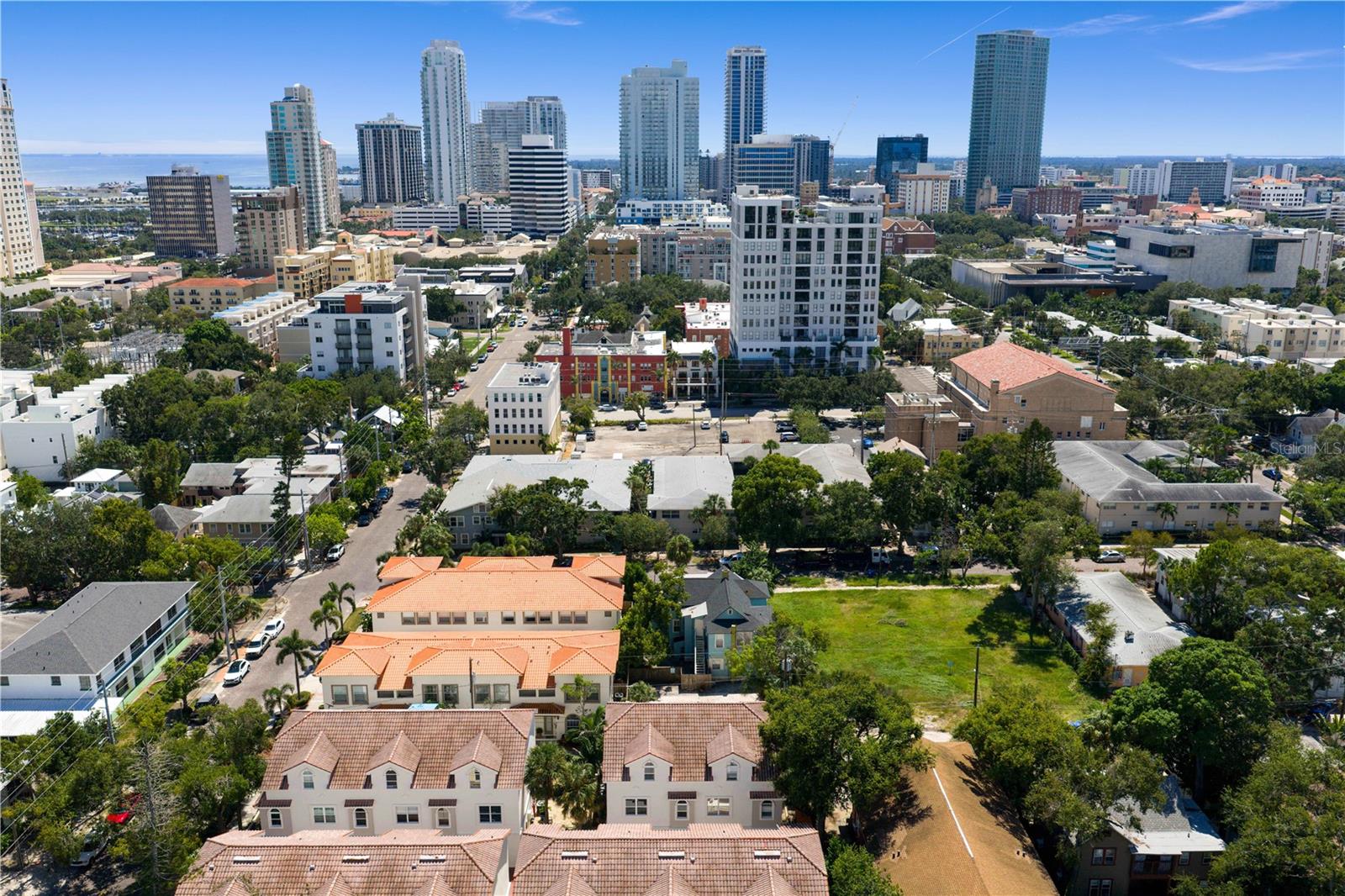 220 7TH AVE N #220, ST PETERSBURG, FL, 33701