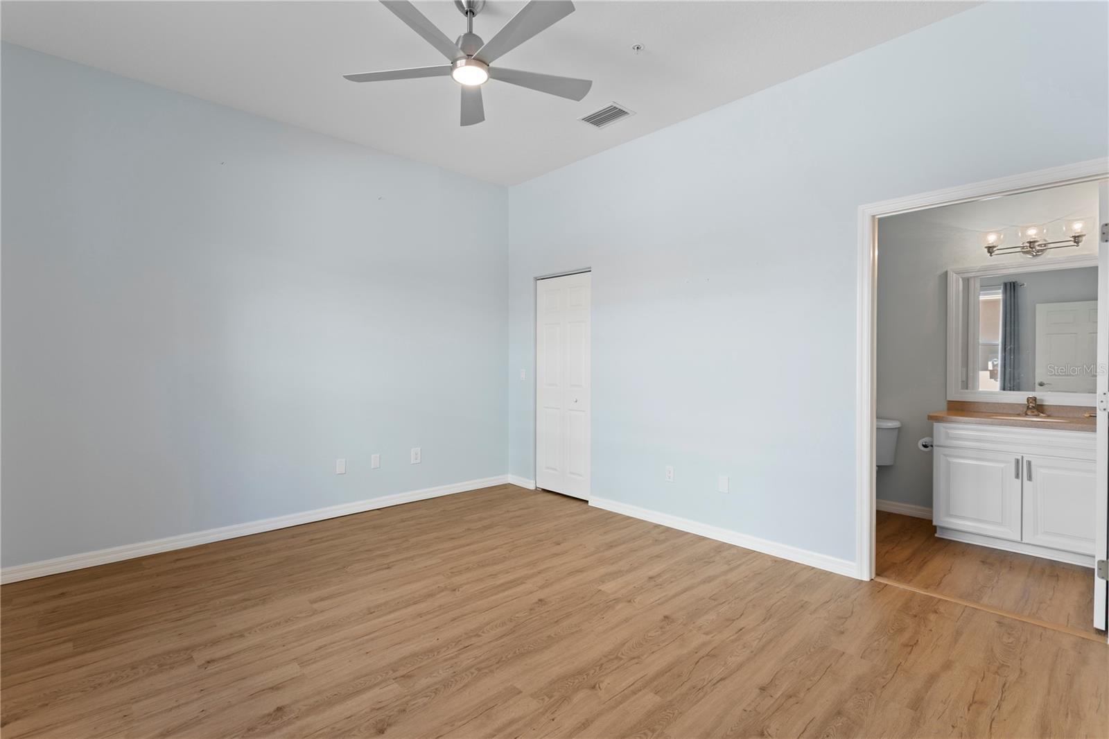 220 7TH AVE N #220, ST PETERSBURG, FL, 33701