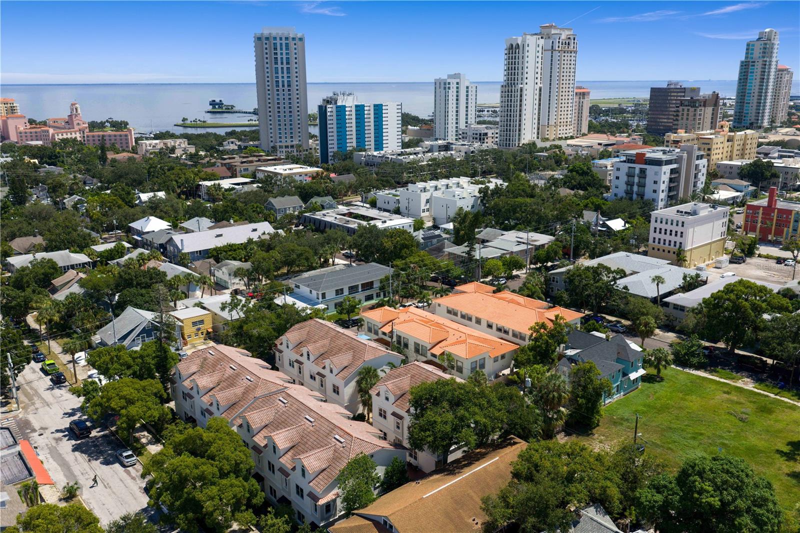 220 7TH AVE N #220, ST PETERSBURG, FL, 33701