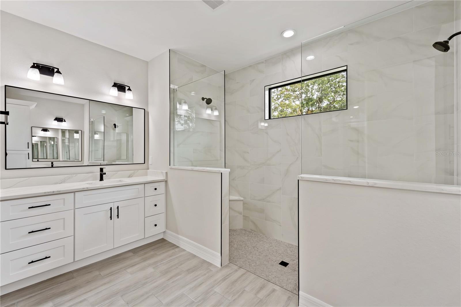 18375 HARRISON AVE, PORT CHARLOTTE, FL, 33954