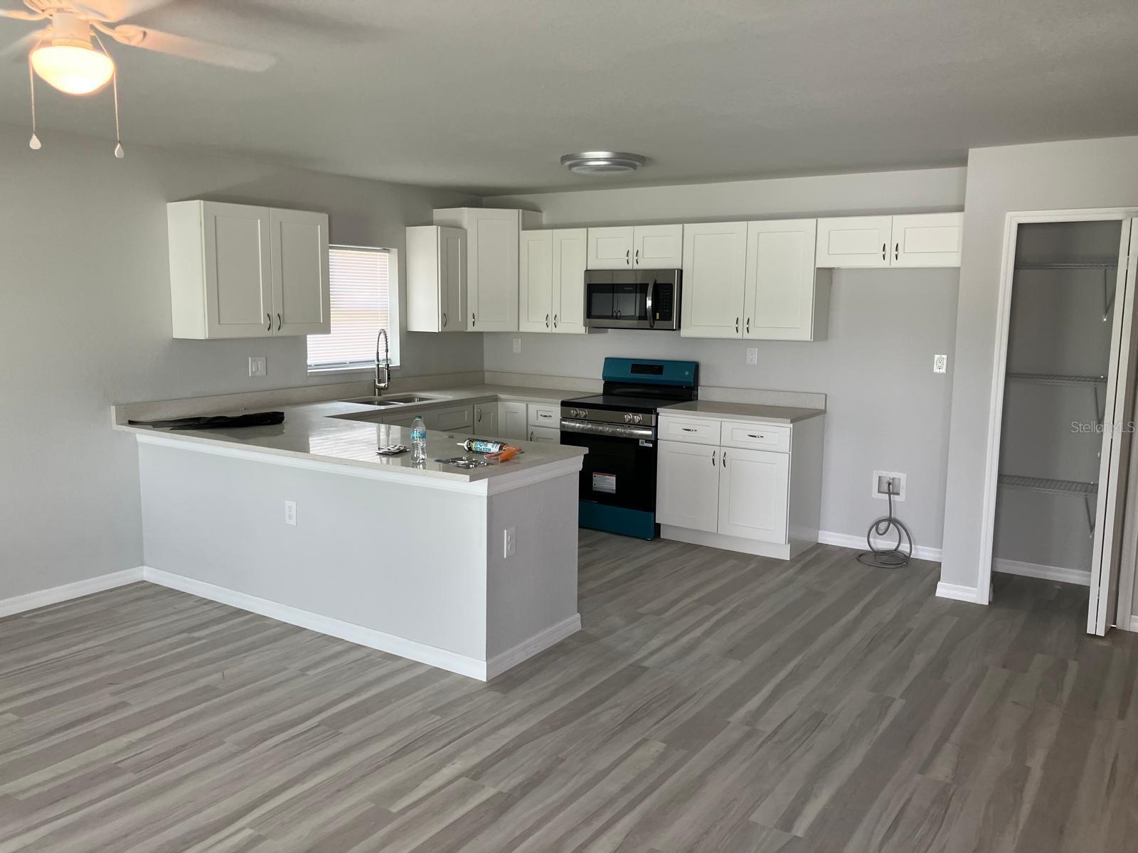 418 POINSETTIA AVE, SEBRING, FL, 33870