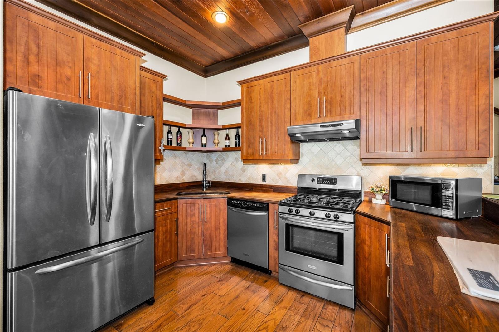 6141 LAFAYETTE ST, NEW PORT RICHEY, FL, 34652