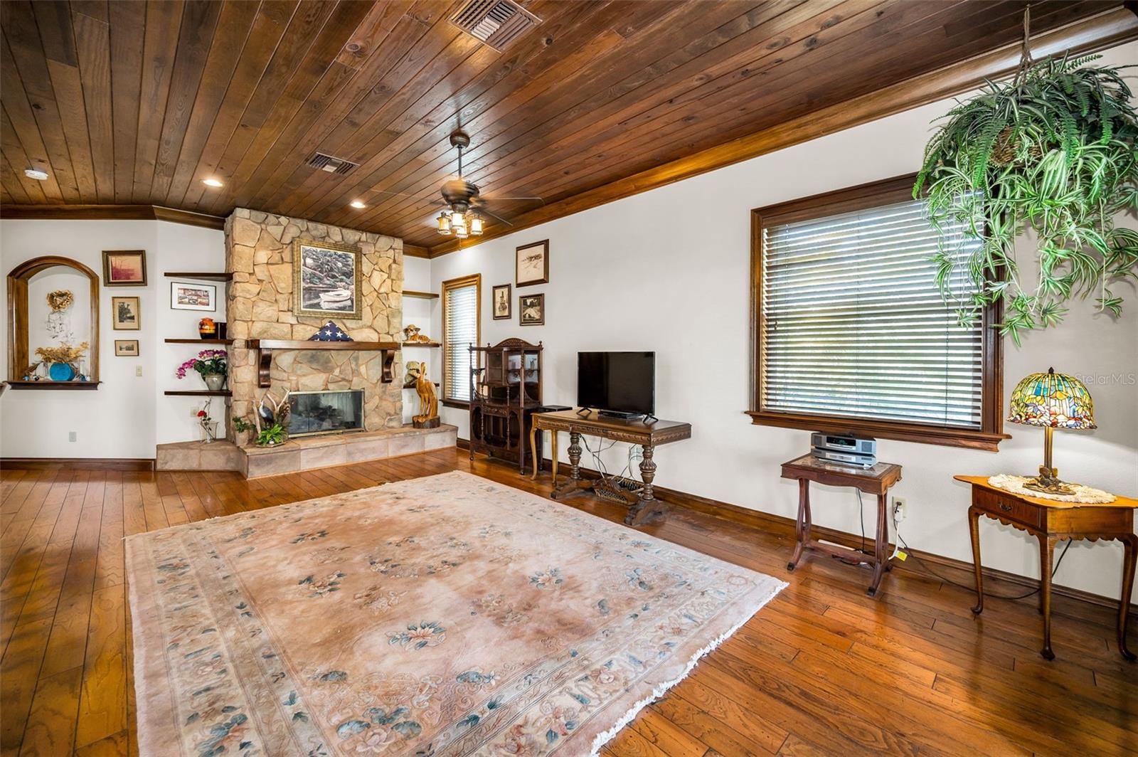 6141 LAFAYETTE ST, NEW PORT RICHEY, FL, 34652