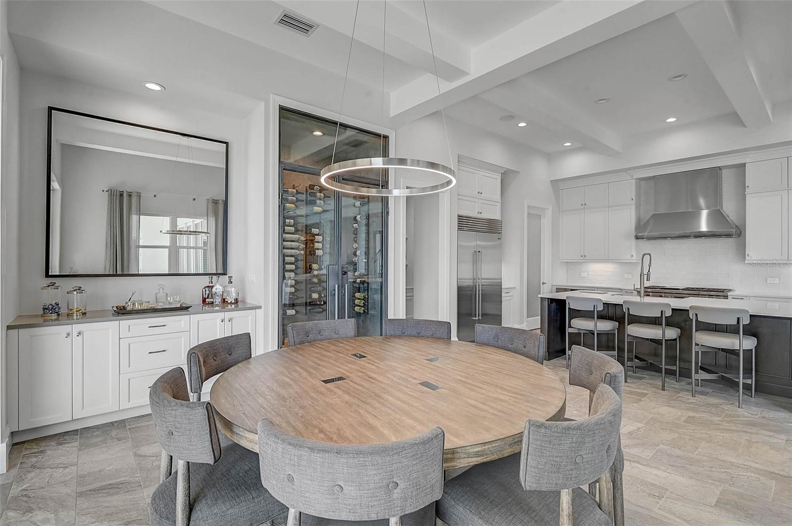 A4669993 Property Photo