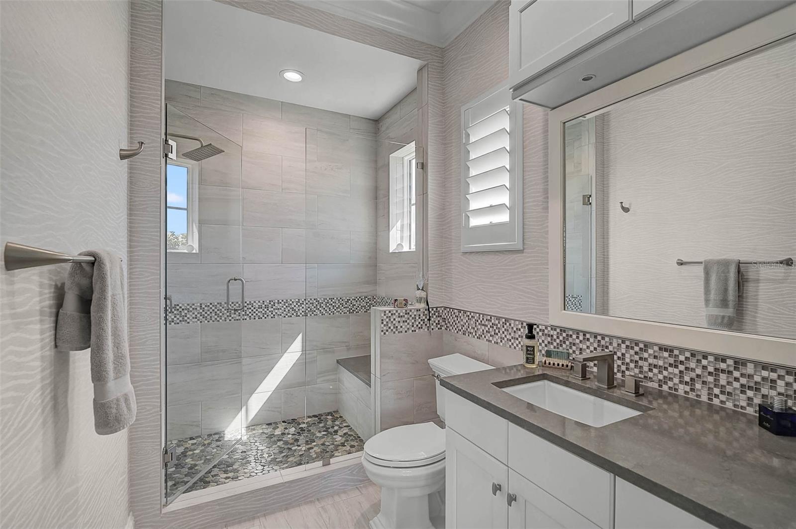 A4669993 Property Photo