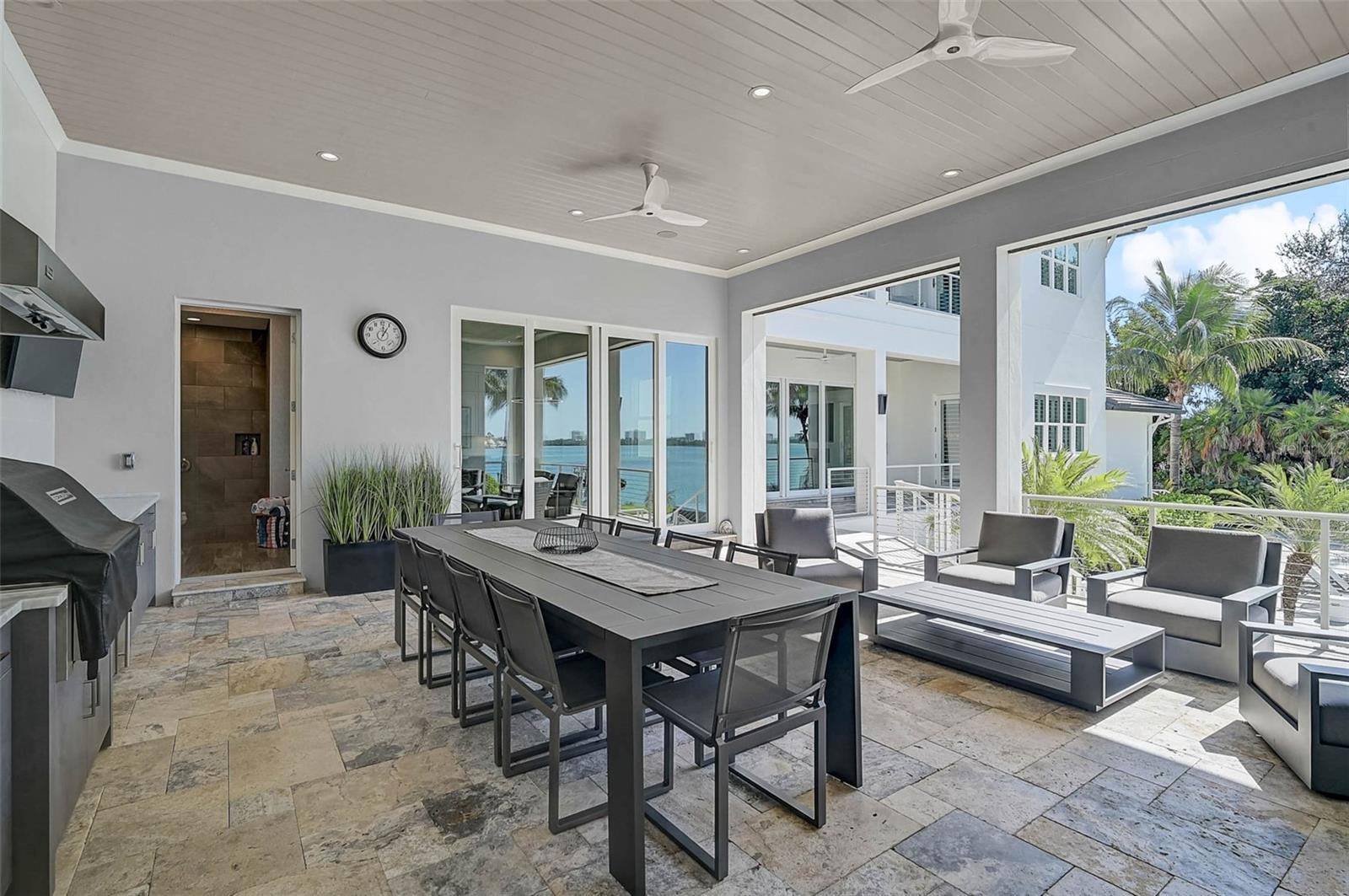 A4669993 Property Photo